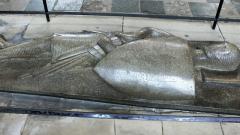 Chevalier du 14ème siècle aux jambes croisées - Cathédrale de Salisbury