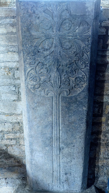 Foilated Coffin Lid 13C