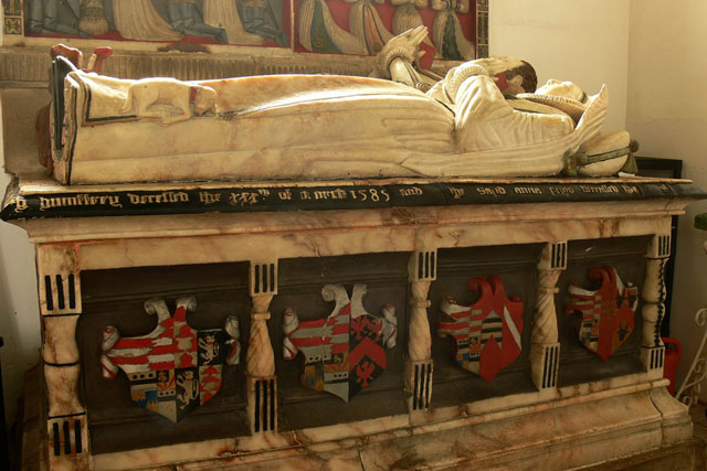 Alabster tomb of Humfrey Peyto