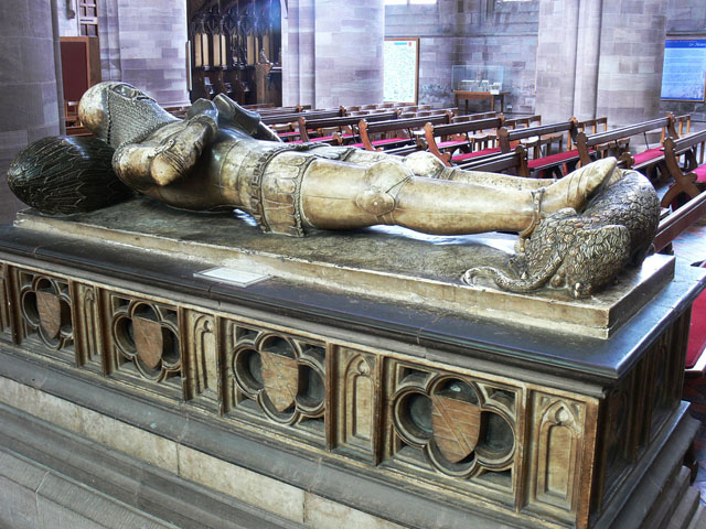 Tomb of Richard Pembridge, Medieval tomb of Garter Knight